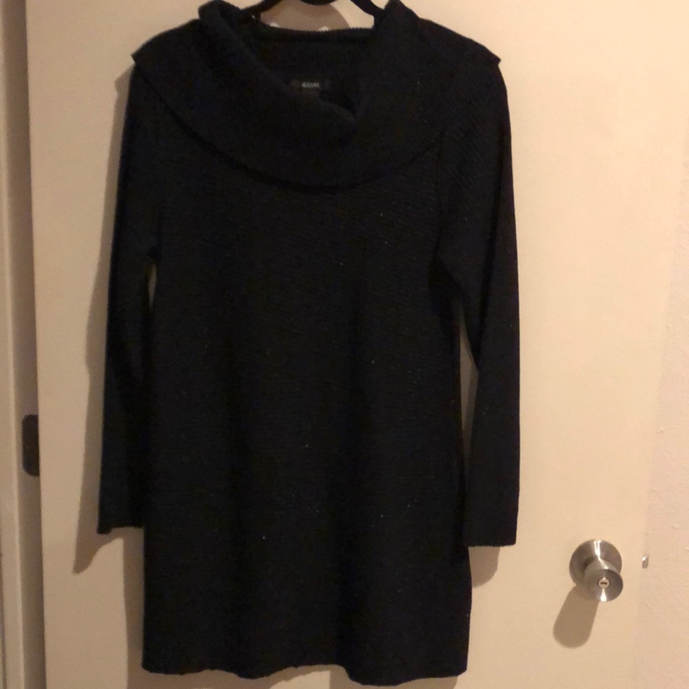 The perfect cowl neck tunic.